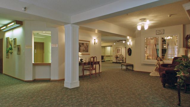 Cass Street Assisted Living - Eagle Crest Communities